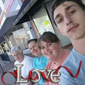 Meet your Posher, Sherry